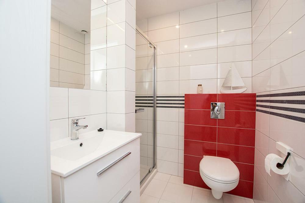 Pod Zaglami Apartment Rowy  Exterior foto